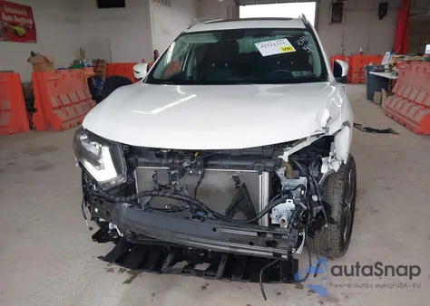 2020 Nissan Rogue Sv Intelligent Awd z USA, uszkodzony, nr VIN JN8AT2MV1LW112583